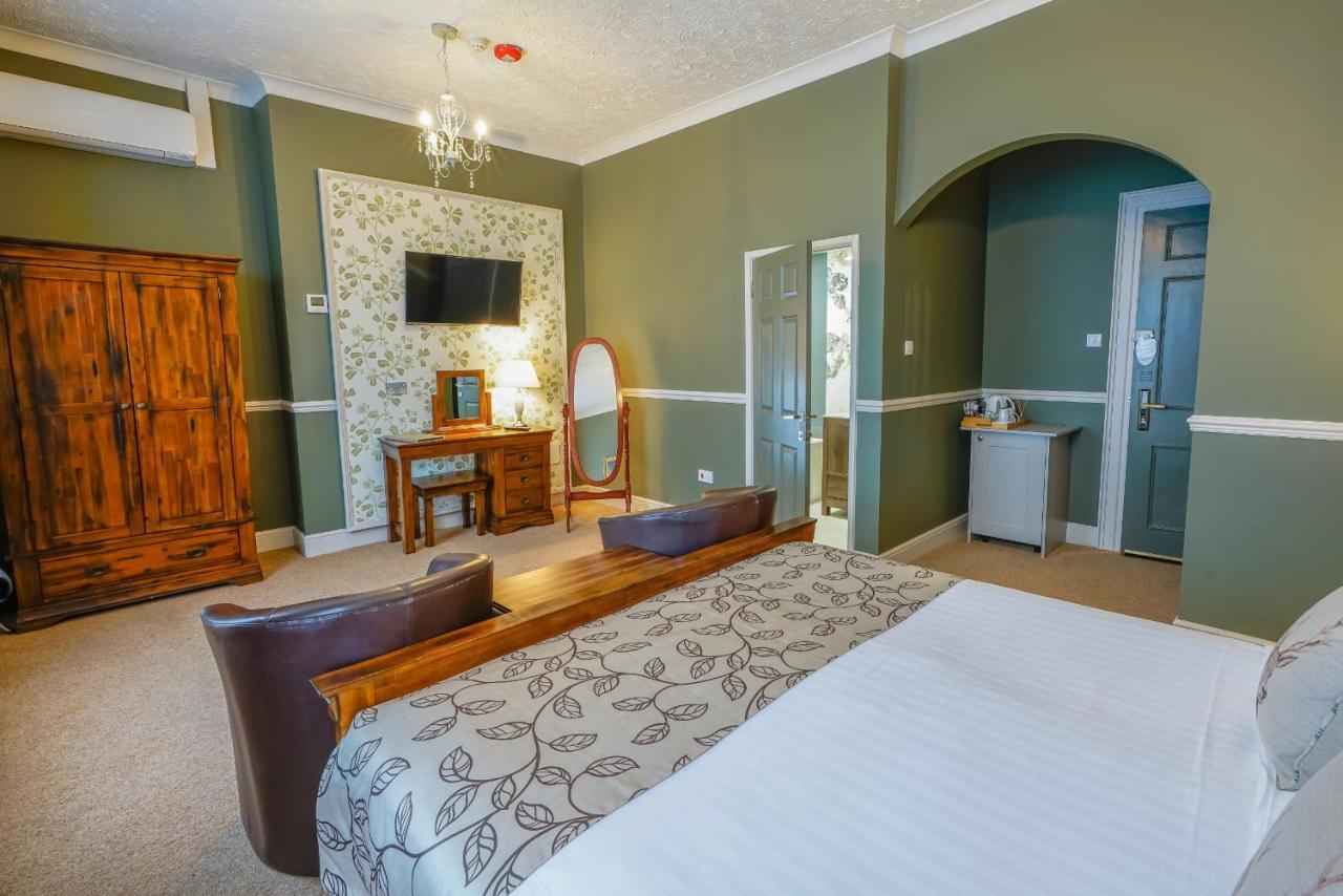 The Old Hall Hotel カイスター・オン・シー 部屋 写真